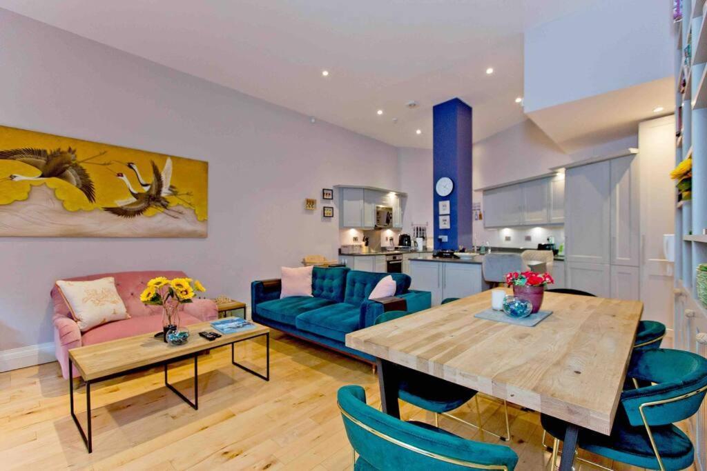 Сasa de vacaciones 3 Bedroom Modern Townhouse