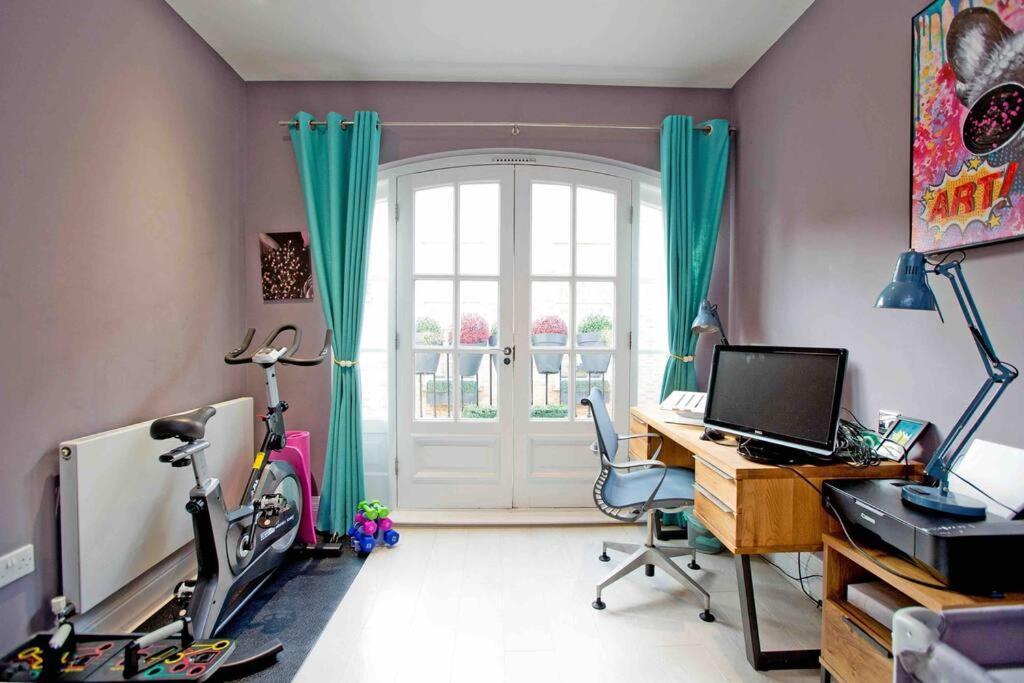 3 Bedroom Modern Townhouse Сasa de vacaciones *